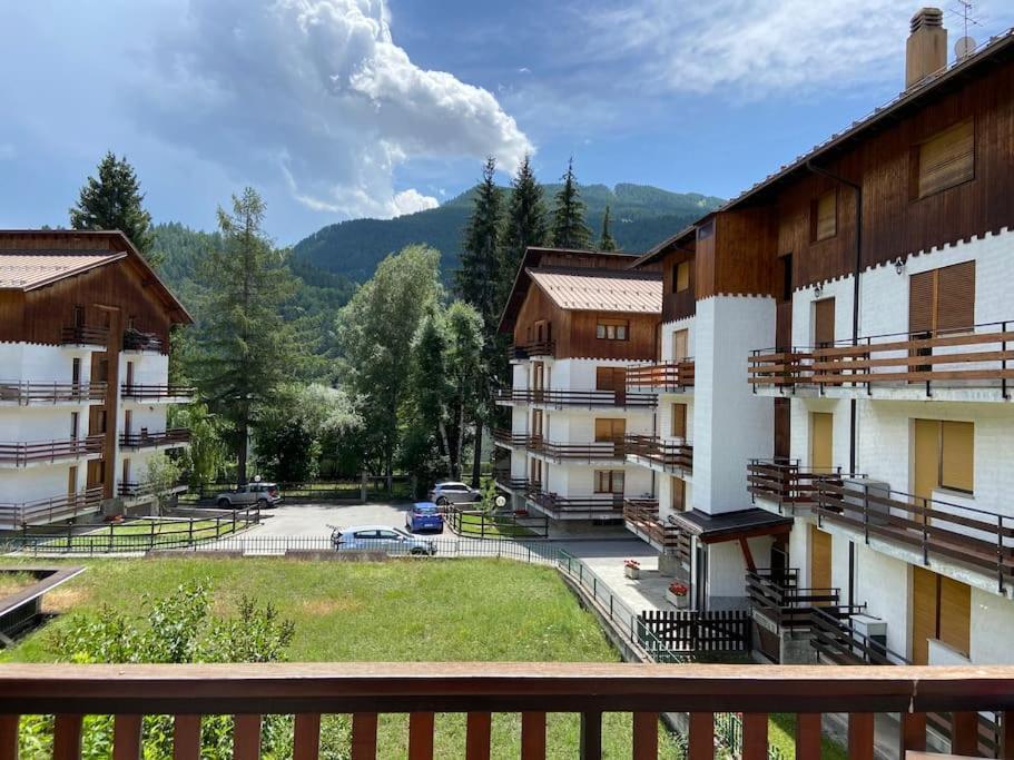 Apartamento Relax In Montagna Bardonecchia Exterior foto