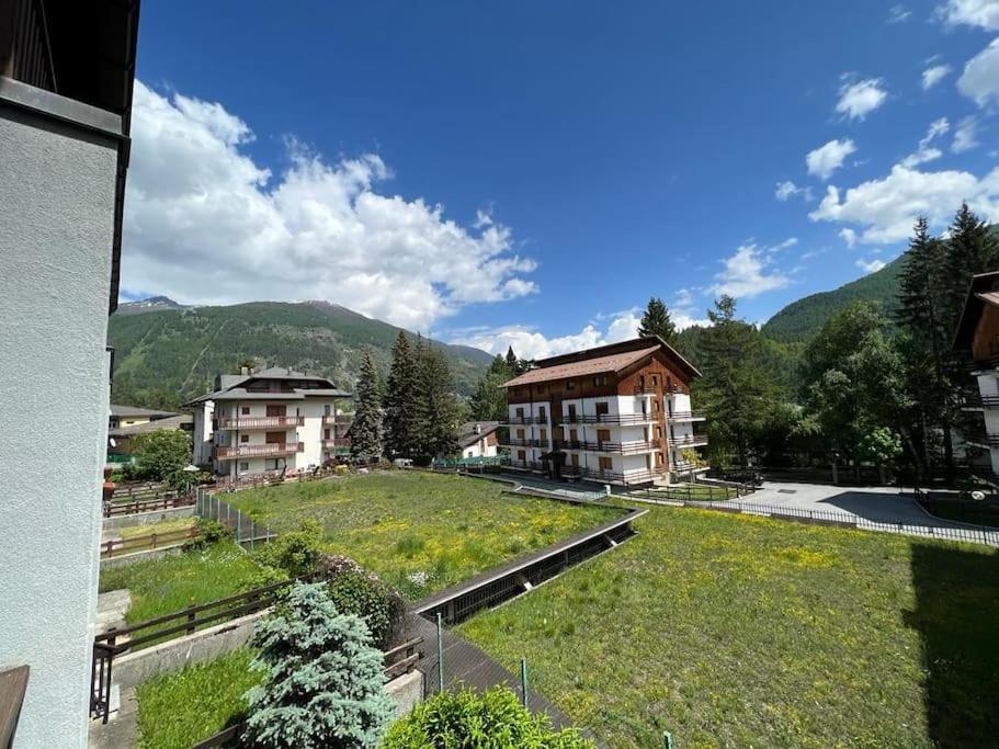 Apartamento Relax In Montagna Bardonecchia Exterior foto